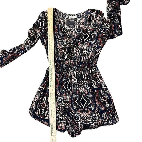 Abercrombie & Fitch Paisley Romper Juniors M Used Long Sleeve Flare - Picture 8 of 15